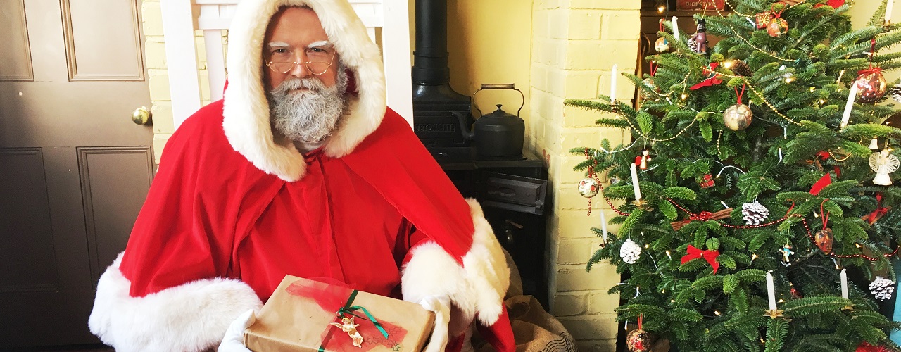 santa visits worcestershire