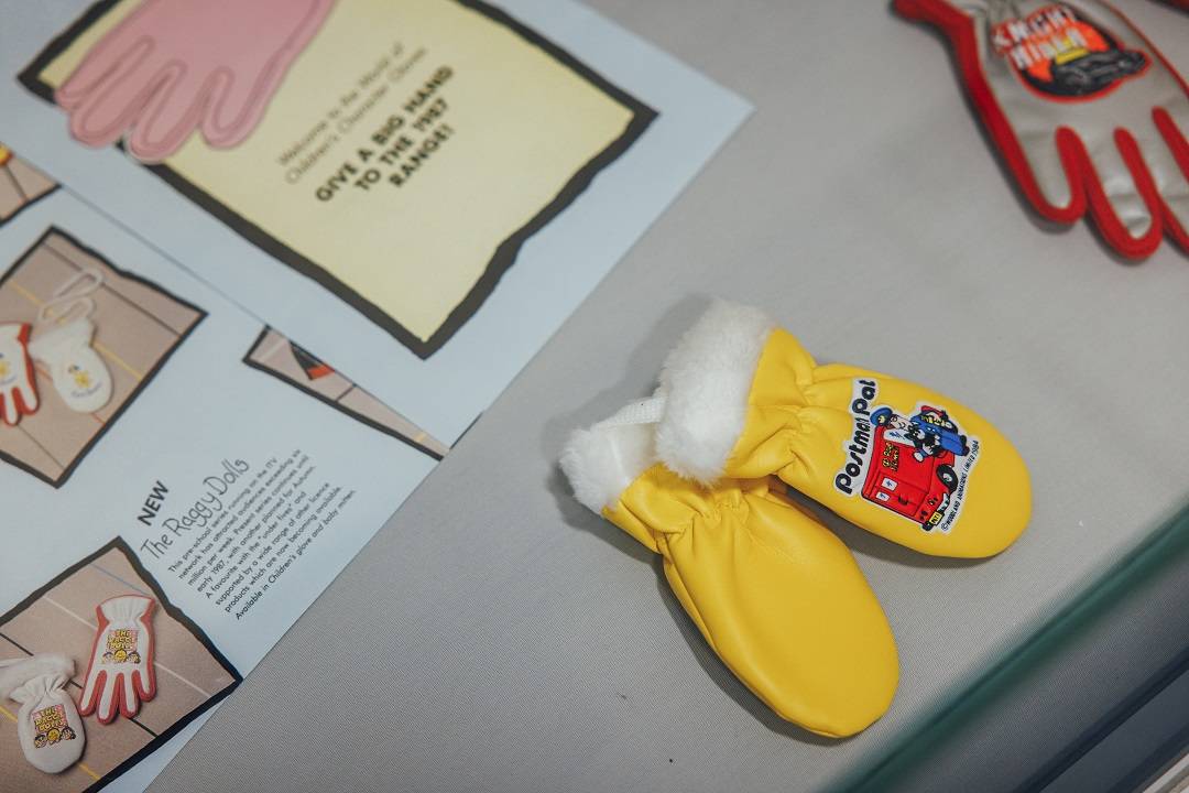 Gloves on display at Worcester City Art Gallery and Museum. Gloves on display at Worcester City Art Gallery and Museum.