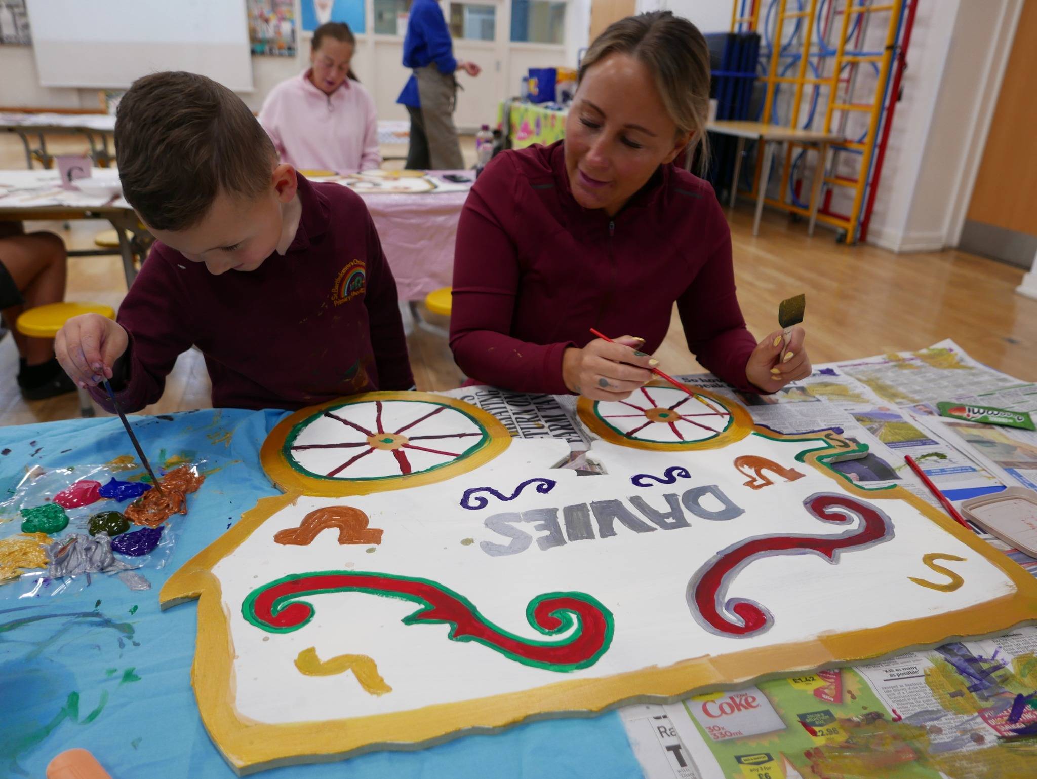 Families taking part in creative vardo workshop Families taking part in creative vardo workshop